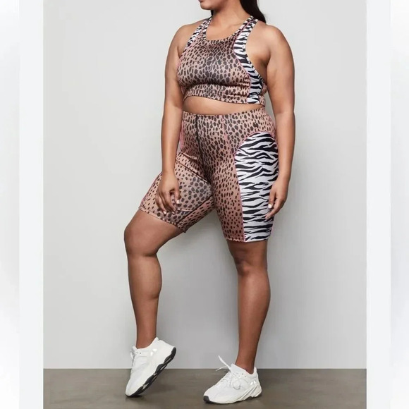 GOOD AMERICAN The Electric Feel Bike Short set - Picture 1 of 13